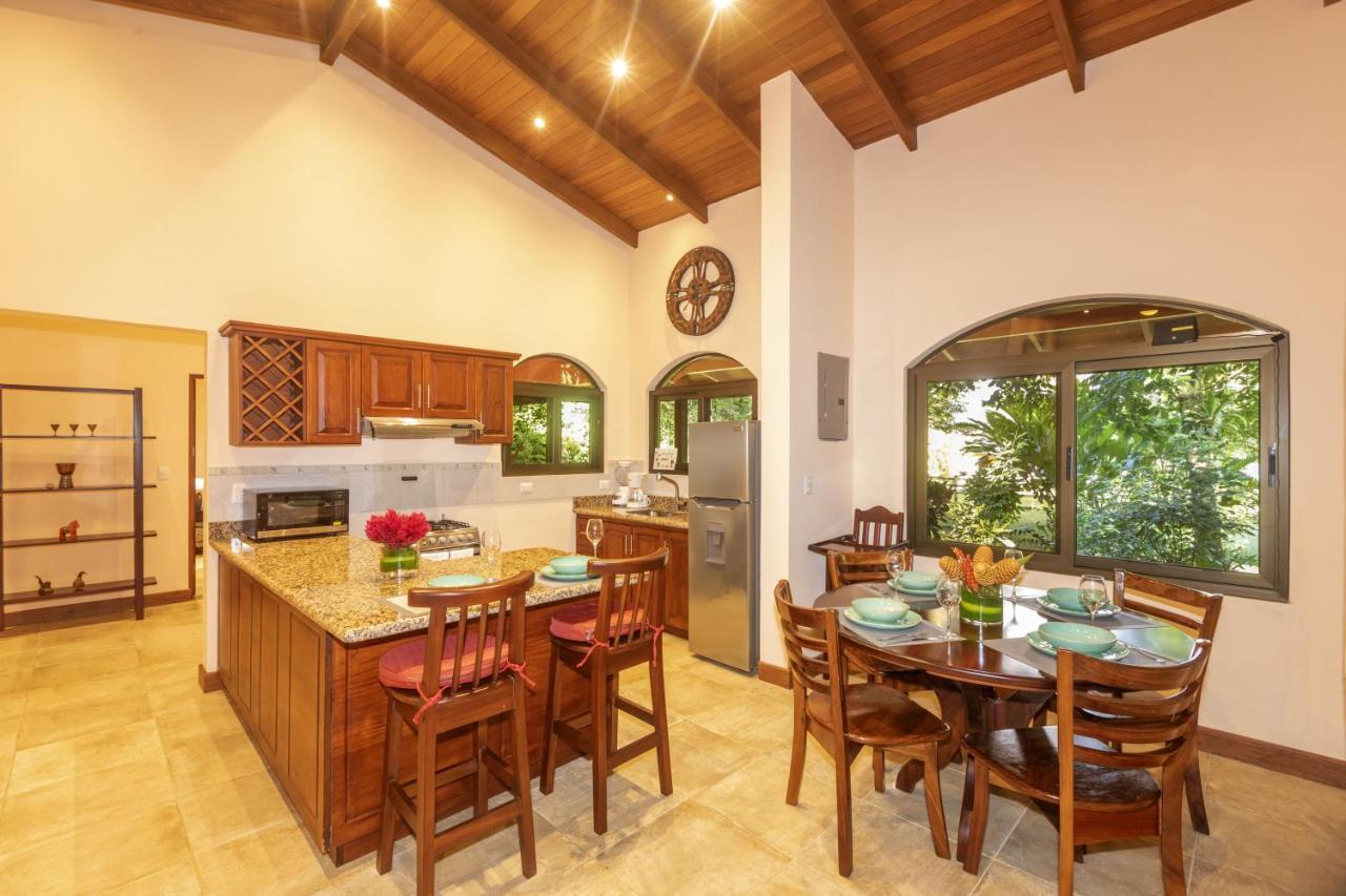 "Hana'S Celeste Retreat" Large Modern Villa Sleeps 6 On 20 Acres Of Nature! Bijagua Exteriör bild